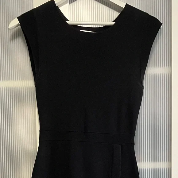 NWOT Aritzia Babaton Body-con Elegant Black Sleeveless Dress Size XXS - Picture 6 of 13